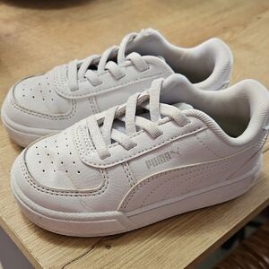 PUMA Kids White Sneakers Size 9c